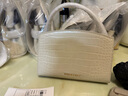 CHARLES&KEITH鱷魚(yú)紋凱莉包手提斜挎婚包包女包生日禮物CK2-50270880-1 Ivory象牙色 S 曬單實(shí)拍圖