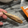 海貍先生 豆腐魚(yú)酥小黃魚(yú)酥脆零食即食魚(yú)仔干炸黃花魚(yú)小魚(yú)干 黃魚(yú)酥6袋*30g 曬單實(shí)拍圖
