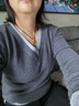 AIGNESA女式V字領(lǐng)精紡羊毛針織打底衫簡(jiǎn)約拼色設計套頭毛衣秋冬新款長(cháng)袖 深灰色 XL 曬單實(shí)拍圖