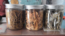 爬將軍龜糧烏龜飼料面包蟲(chóng)黃粉蟲(chóng)干蝦干小魚(yú)干巴西龜草龜凍干零食小魚(yú)糧 【小組合】蟲(chóng)干+魚(yú)干+蝦干 共750ml 曬單實(shí)拍圖