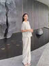 Markos純色V領(lǐng)短袖t恤女夏季2025新款打底衫洋氣大碼女裝桑蠶絲針織上衣 米色 L (105-115斤) 曬單實(shí)拍圖