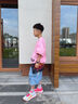 魅樂凱兒童街舞套裝男女童嘻哈潮服表演服牛仔中褲少兒hiphop爵士演出服 粉衣+牛仔中褲+方巾 140 （尺碼寬松） 曬單實(shí)拍圖