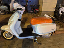 破界小卡拉2025款125踏板燃油摩托車新款復(fù)古代步免購置稅藍(lán)白色 曬單實(shí)拍圖