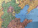 全新配色 2025 中國地圖掛圖 整張無(wú)拼縫地圖掛圖 大尺寸約1.8米*1.3米 高檔仿紅木桿 辦公室書(shū)房客廳掛圖 曬單實(shí)拍圖