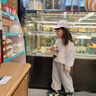 千丫丫可愛(ài)貓咪兒童套裝男童2025新款秋季姐弟裝圓領(lǐng)長(cháng)袖女童衛衣兩件套 白衣+黑褲-疊疊樂(lè )貓【春秋】 150 cm 兒童尺碼推薦【70-80斤】 曬單實(shí)拍圖