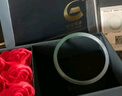 中國(guó)黃金（CHINA GOLD）玉手鐲女半山半水淺白青綠玉髓瑪瑙叮當(dāng)鐲七夕情人節(jié)禮物送女朋友 半山水玉髓手鐲【紀(jì)念品】 54mm 手圍54-55 鐲寬約4mm 曬單實(shí)拍圖