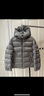 MONCLER盟可睞New Moncler Maya男童連帽羽絨夾克外套-深灰色164 (14A) 曬單實(shí)拍圖