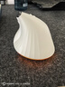 AOC GM500無(wú)線(xiàn)藍牙三模垂直鼠標 智能顯示屏 人體工學(xué)鼠標 立式豎握立體鼠標 白灰色  曬單實(shí)拍圖
