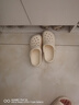 名創(chuàng)優(yōu)品（MINISO）洞洞鞋男女夏季外穿沙灘涼鞋防滑厚底踩屎感包頭涼拖鞋白色40-41 曬單實(shí)拍圖