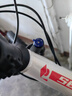 千里達(dá)（TRINX）千里達(dá)M985山地自行車禧瑪諾21速油壓碟剎霞光銀17寸 曬單實(shí)拍圖