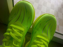 李寧熱賣(mài)赤兔9PRO運動(dòng)鞋秋冬兒童鞋網(wǎng)面透氣跑步鞋專(zhuān)業(yè)競速碳板學(xué)生跑鞋 熒光綠 超臨界科技爆米花碳板穿梭版 36 曬單實(shí)拍圖