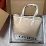 蔻馳（COACH）【品牌直供】女士CITY 33經(jīng)典標(biāo)志大號(hào)托特包單肩CV976IMXDM 曬單實(shí)拍圖