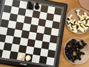 得力(deli) 磁石國際象棋學(xué)生桌游厚實(shí)便攜式折疊棋盤(pán)益智桌游 曬單實(shí)拍圖