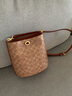 蔻馳（COACH）【品牌直供】七夕禮物女士WILLOW19單肩水桶包棕黃色CW602B4XHG 曬單實(shí)拍圖