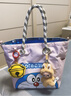 LeSportsac樂(lè )播詩(shī)攜手哆啦A夢(mèng)的限定設計系列可愛(ài)通勤手拎托特包送女生禮物 神奇哆啦A夢(mèng) 曬單實(shí)拍圖