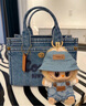 COACH【七夕禮物】蔻馳 Cargo 20 草書(shū)標志刺繡 牛仔布 托特包Tote包 靛藍色 CZ100-B4IN現貨 小號 曬單實(shí)拍圖