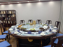 夏輝新中式實(shí)木巖板電動(dòng)餐桌酒店包廂會(huì )所大圓桌16人電磁爐火鍋桌 2.6米電動(dòng)桌+16椅款一或款三 曬單實(shí)拍圖