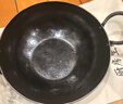 京嚴章丘雙耳大肚腩鐵鍋加深加厚大肚超能裝家用熟鐵炒鍋無(wú)涂層不粘鍋 雙耳魚(yú)鱗大肚鍋 28cm 贈木質(zhì)鍋蓋 贈鏟 贈勺 曬單實(shí)拍圖