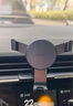 綠聯(lián)車載手機(jī)支架 汽車導(dǎo)航車用手機(jī)架出風(fēng)口固定器車上車內(nèi)多功能夾 曬單實拍圖