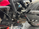 MOTO TRONMOTOTRON適用ZXJC張雪500RR改裝升高腳踏三星手把牛角護蓋油箱蓋 升高腳踏 黑紅 1套 曬單實拍圖