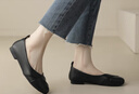 達芙妮七夕2026春夏新款小皮鞋低跟軟面皮舒適奶奶鞋淺口單鞋女 黑色【跟高1.5CM】 39 曬單實(shí)拍圖