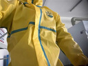盾護(hù)貓油漆工防護(hù)服噴漆專用防化服連體全身化學(xué)輕型耐防酸堿生化硫酸實(shí)驗(yàn)室火過(guò)濾式綜合放毒 加厚款連體防化防護(hù)服+面屏+耐酸堿靴子(默認(rèn)42碼 XXXL 曬單實(shí)拍圖