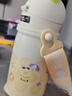 babycare草莓兒童保溫杯嬰幼兒寶寶水杯吸管杯學(xué)飲杯外出水壺兒童水杯 贈直通吸嘴-背帶款 晨光黃 450ml 曬單實拍圖