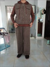 俞兆林媽媽裝連帽馬甲休閑褲衛衣三件套秋裝新款洋氣高貴中老年女裝套裝 咖啡色三件套 馬甲+長(cháng)袖T恤+長(cháng)褲 2XL 建議105-120斤 曬單實(shí)拍圖