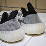 阿迪達斯YEEZY350條紋斑馬椰子夏日透氣男女休閑鞋IG9608 43 曬單實(shí)拍圖