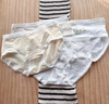 北極絨【A類純棉】內(nèi)褲女士100全棉襠抗菌薄款高彈透氣少女生中腰三角褲 曬單實拍圖