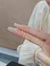 老鳳祥小蠻腰黃金耳釘女足金結婚耳環(huán)耳飾結婚紀念日禮物送女友老婆生日 精美禮盒【勿拍】 曬單實(shí)拍圖