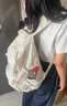 viney時尚書包簡約大容量初中高中大學(xué)生雙肩包女4-6年級小學(xué)生背包 米白色+可愛掛件 高顏值通勤百搭戶外出游旅行包 曬單實(shí)拍圖