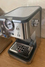 德龍（Delonghi）咖啡機(jī) 意式半自動(dòng)15Bar泵壓專業(yè)壓力計(jì)快速加熱技術(shù)可調(diào)式奶泡金屬機(jī)身EM450.M 七夕情人節(jié)禮物 銀色 小巧機(jī)身 穩(wěn)定壓力 定制杯量 自動(dòng)關(guān)機(jī) 曬單實(shí)拍圖