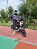 奧獅蒂菲電動(dòng)車擋風(fēng)被冬季加絨加厚電瓶摩托車加大防水防風(fēng)防寒罩保暖四季通用 黑底甜品小熊【3D反光把套+保暖圍脖+遮風(fēng)大側(cè)翼】 曬單實(shí)拍圖