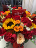 維爾斯全國向日葵康乃馨玫瑰抱抱桶花束配送喬遷之喜祝壽搬家鮮花小時達 入金窩4朵向日葵+19朵紅玫香檳混搭抱抱桶 曬單實拍圖