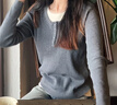 紅蜻蜓灰色假兩件針織衫女2025年秋冬季新款毛衣寬松內(nèi)搭打底衫上衣 灰色 均碼 建議80-145斤 曬單實(shí)拍圖