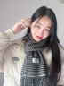 嬈蝶2025新款韓國(guó)格紋羊毛圍巾女冬季復(fù)古百搭千鳥(niǎo)格子防寒保暖圍脖 黑色 180*32cm 曬單實(shí)拍圖