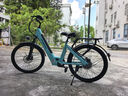 鳳凰D1鋰電池助力電動(dòng)自行車(chē)禧瑪諾變速超長(cháng)續航男女士單車(chē)助力車(chē) D2-24寸/天空藍/單速/輻條輪-36V 15A 曬單實(shí)拍圖