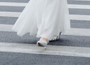 百麗（Belle）優(yōu)雅高跟單鞋女2025秋新商場(chǎng)同款新細閃宴會(huì )淺口單鞋E3T1DCQ5 銀色 34 (220mm) 曬單實(shí)拍圖