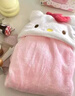 山頭林村Hellokitty披肩毛毯 kitty貓工位保暖午睡毯辦公室空調帶帽披肩毛 【kitty貓】披肩毛毯 140*90cm 曬單實(shí)拍圖