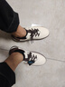 德賽（DESAI）男鞋低幫百搭真皮百搭休閑鞋時(shí)尚輕便通勤運動(dòng)板鞋男 白咖 42 曬單實(shí)拍圖