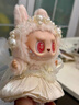 Disney原創(chuàng)17厘米LABUBU拉布布娃衣服坐站姿盲盒玩偶裝飾婚紗裙子一二代 婚紗+頭花+天使翅膀 不含娃，站立和坐坐都通用 曬單實(shí)拍圖