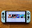 Nintendo Switch【國家補(bǔ)貼15%】任天堂  游戲機(jī) Switch NS港版OLED版游戲主機(jī) 配白色Joy-Con 便攜游戲掌機(jī) 曬單實拍圖