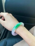 紫寒貴妃翡翠手鐲飄綠花冰種紫羅蘭春彩處理正圈玉手鐲陽(yáng)綠寬版 56mm 曬單實(shí)拍圖