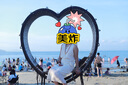百圖betu女裝2025夏季新款連衣裙無袖羽毛流蘇背心氣質(zhì)裙子女2506T52 淺杏色 S 曬單實(shí)拍圖