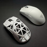 雷蛇（Razer）毒蝰V2pro專業(yè)版無線鼠標 電競游戲 輕量化 對稱型  白色(附專用防滑貼+Type-C充電接口) 曬單實拍圖