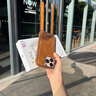 鯨咖適用蘋(píng)果17promax手機殼油蠟皮iPhone17pro新款磁吸按鍵全包防摔保護套ip17Air簡(jiǎn)約商務(wù)高級感奢華 【雅典棕】油蠟紋-邊框按鍵全包 iPhone 17 Pro Max 曬單實(shí)拍圖
