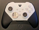 微軟（Microsoft）Xbox無線游戲手柄 Elite 2精英2代二代 白色青春版 無線控制器 藍(lán)牙 PC/平板/手機(jī) Steam 明末 曬單實(shí)拍圖
