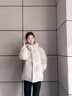 鴨鴨（YAYA）蓄熱短款羽絨服女2025年冬季新款時(shí)尚休閑寬松加厚保暖小個(gè)子外套 米色 M (建議110-125斤) 曬單實(shí)拍圖