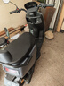 五羊【官方正品】高速60V72V電動(dòng)摩托車(chē)成人男女通勤代步電瓶車(chē) 隕石灰/速度50M/前碟后鼓/靠背版 72V26A/全新石墨烯電池/木架發(fā)貨 曬單實(shí)拍圖